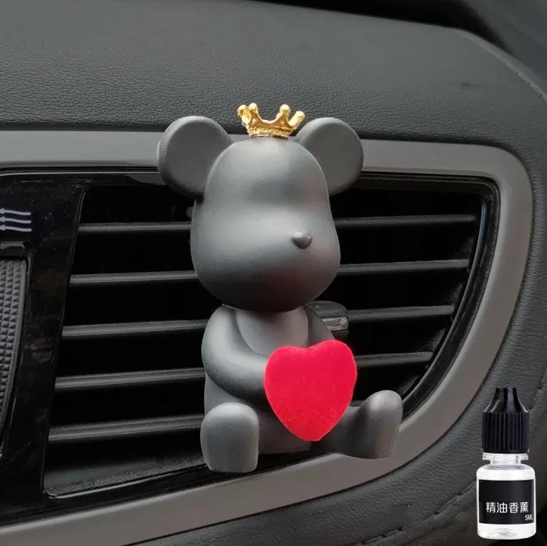 Air outlet fragrance clip — black bear holding a heart